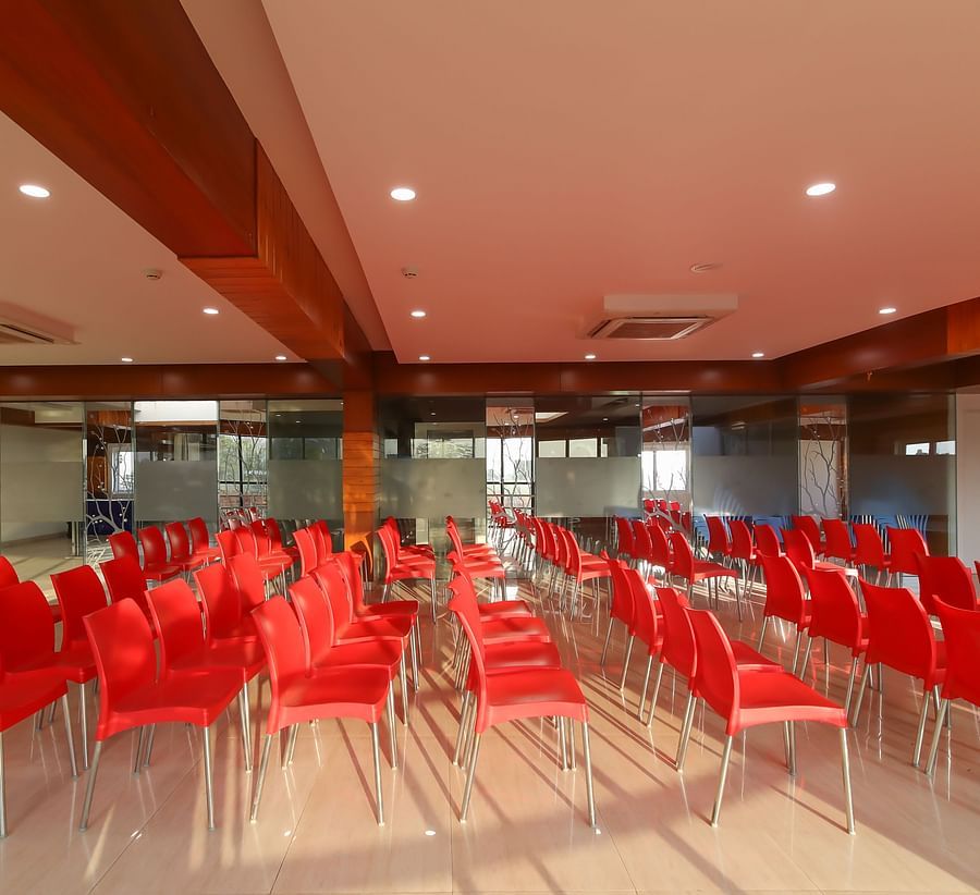 Banquet Hall | Icon Suites, Marathahalli | Marathahalli Hotel 5